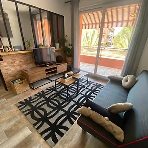 Appartement Vue Avec Place De Parking Privee, Sainte-Maxime